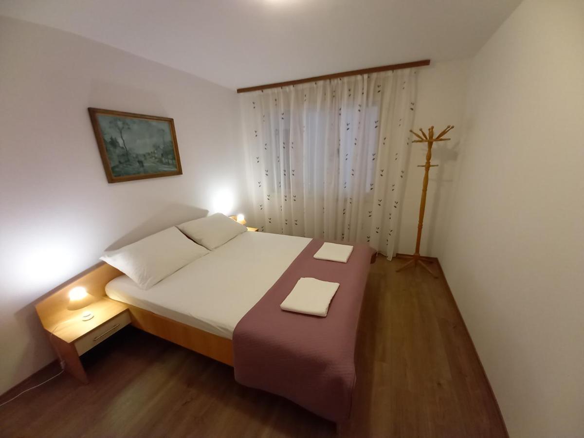 Apartments Lungo プーラ 部屋 写真